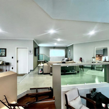 Casa à venda com 4 suítes em Vila Mazarino, Itapetininga, SP