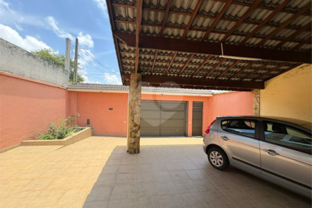 Casa Térrea à venda com 3 quartos, sendo 1 suíte,  em Vila Áurea, Poá, SP