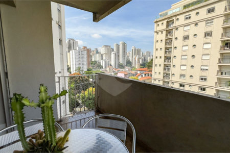 Apartamento à venda com 3 quartos, sendo 1 suíte, em Perdizes, São Paulo, SP