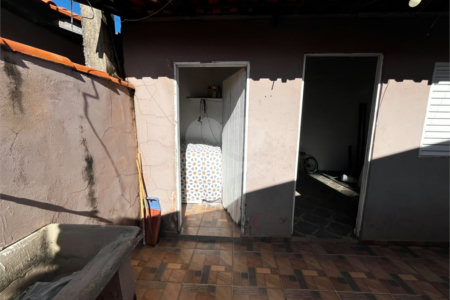 Casa à venda com 3 quartos, sendo 1 suíte,  em Vila Barth, Itapetininga, SP