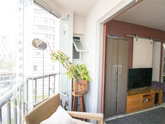 Apartamento à venda com 2 quartos, sendo 1 suíte,  em Campo Belo, São Paulo, SP