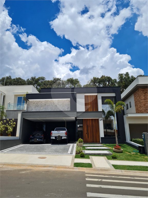Casa à venda com 3 suítes no condomínio Residencial Duas Marias, Indaiatuba - SP