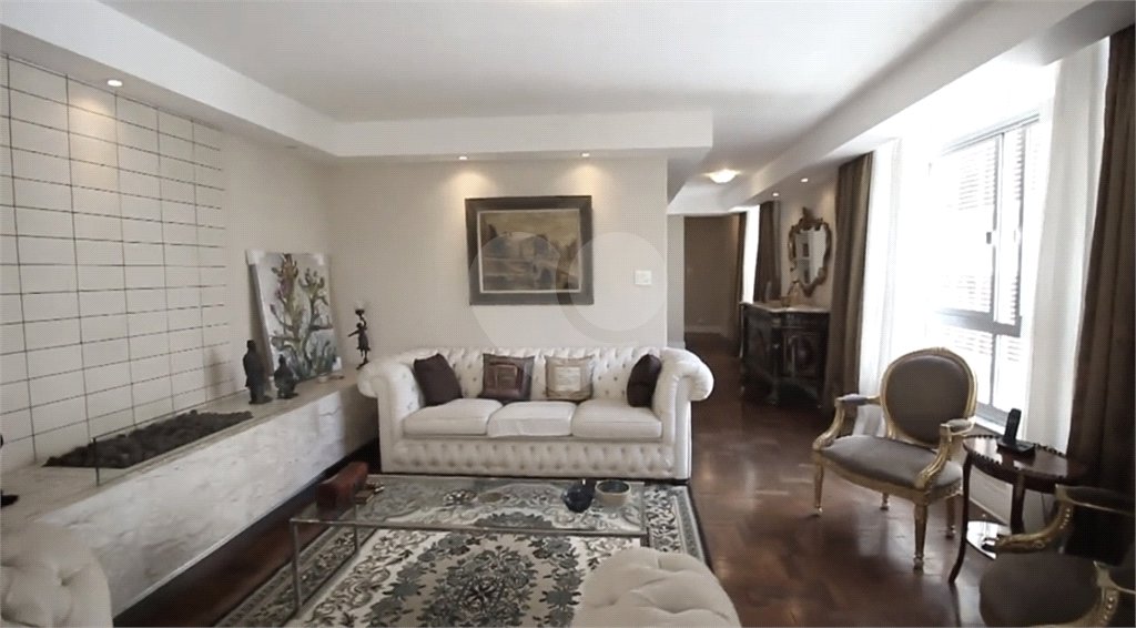 Apartamento à venda com 3 quartos, sendo 1 suíte, em Higienópolis, São Paulo, SP