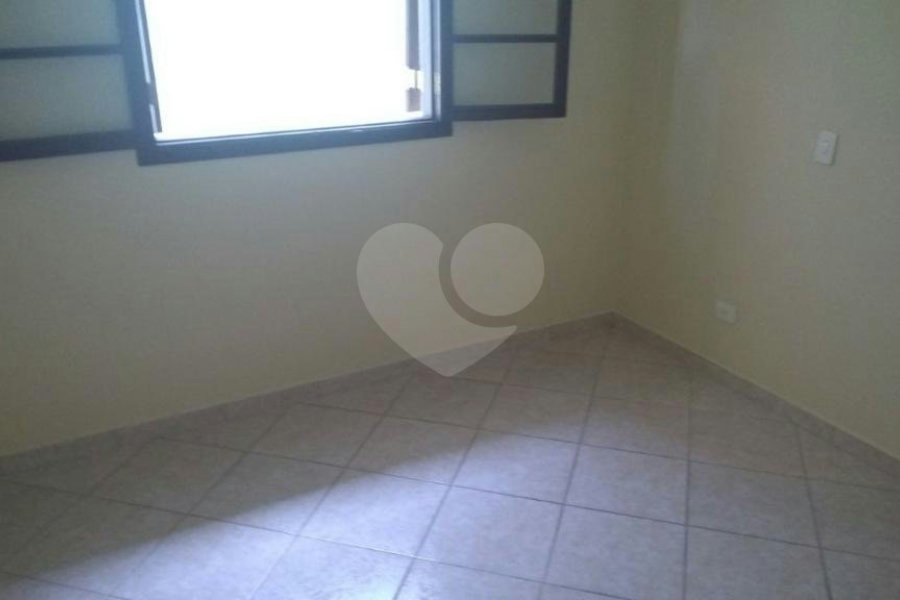 Casa à venda com 3 quartos, sendo 1 suíte, no condomínio São Marcos, São Paulo - SP