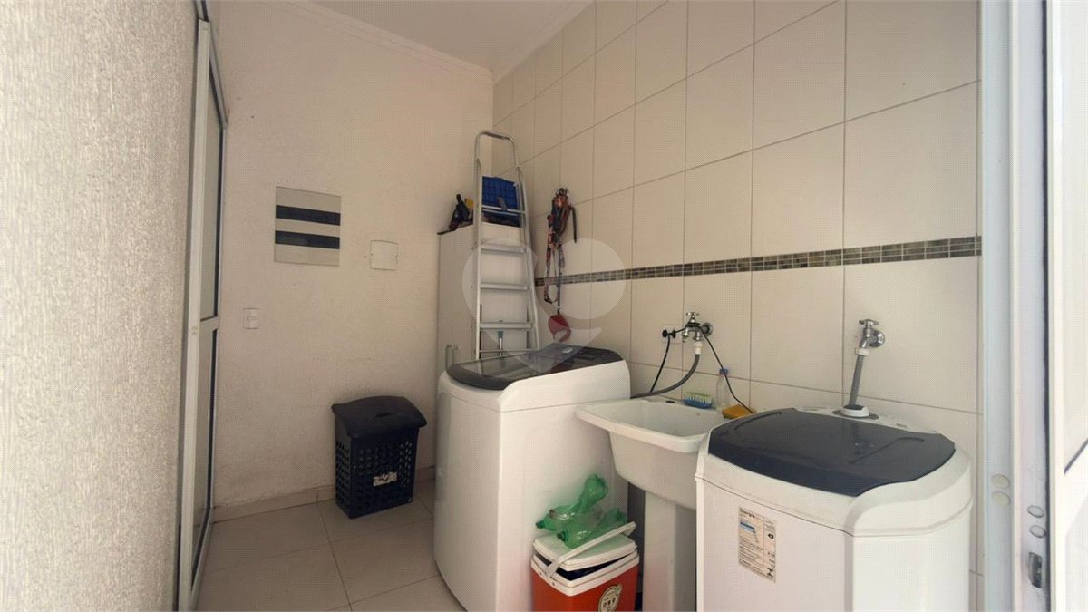 Casa à venda com 4 quartos, sendo 1 suíte,  no condomínio Portobello Sorocaba, Sorocaba - SP