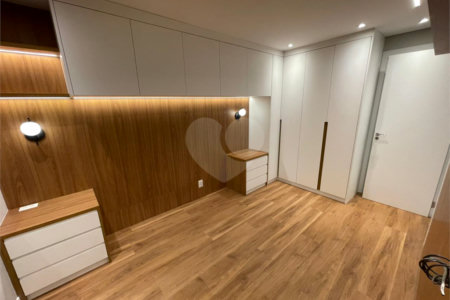 Apartamento à venda ou para alugar com 3 quartos, sendo 1 suíte, em Parque Industrial Tomas Edson, São Paulo, SP