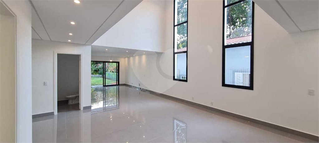 Casa à venda com 3 suítes no condomínio Reserva dos Vinhedos, Louveira - SP