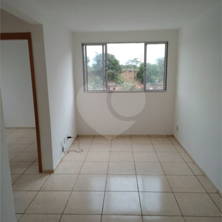 Apartamento à venda com 2 quartos em Santa Cruz, Rio de Janeiro, RJ