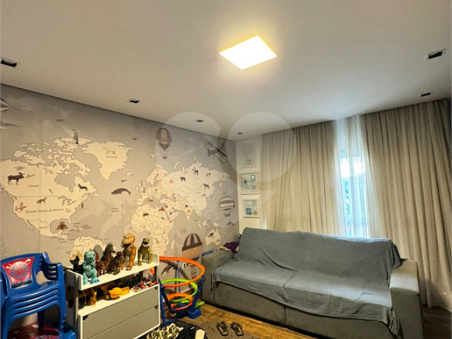 Sobrado à venda com 3 quartos, sendo 2 suítes,  em Tremembé, São Paulo, SP