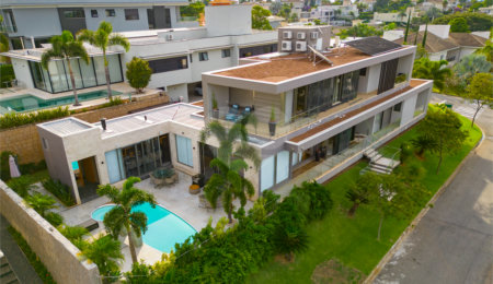 Casa à venda com 5 suítes no condomínio Plaza Athénee, Itu - SP