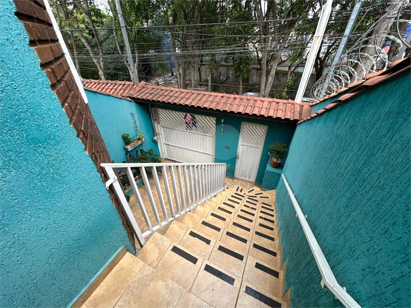 Sobrado à venda com 3 quartos, sendo 1 suíte, em Tremembé, São Paulo, SP