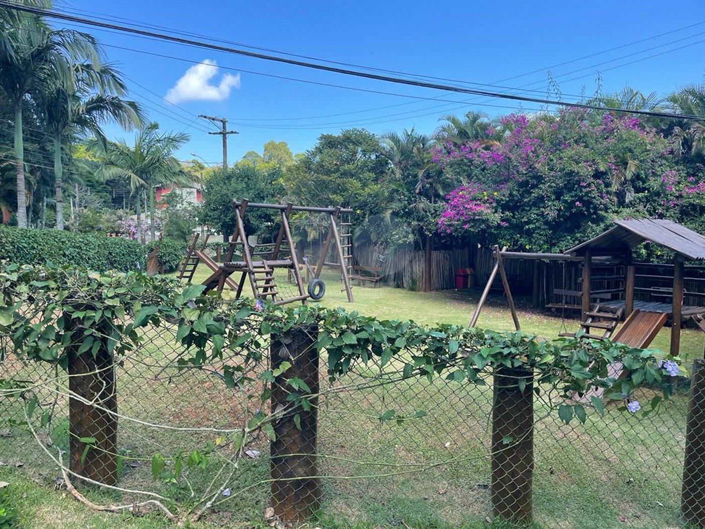 Terreno à venda no condomínio Cantareira, Mairiporã - SP