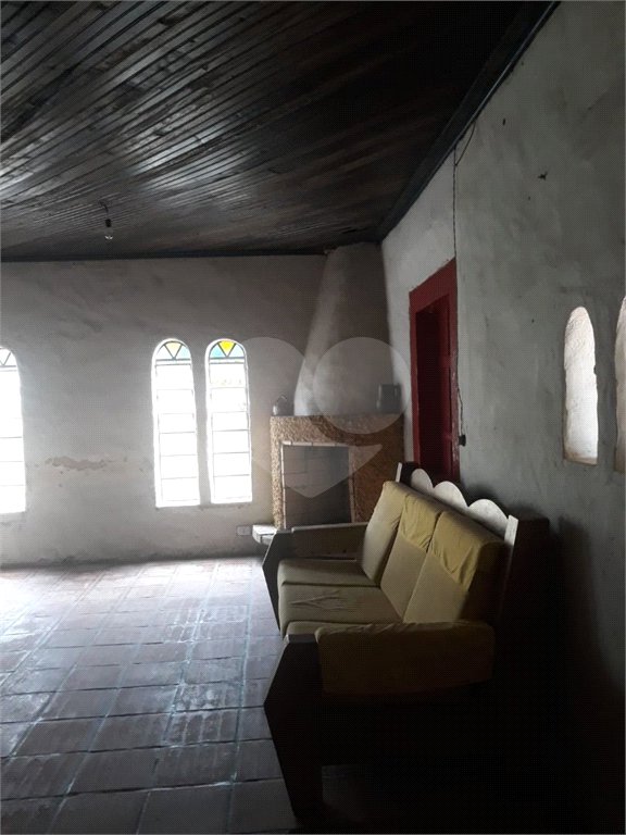 Chácara à venda com 4 quartos em Vila Santa Rita, São Roque, SP