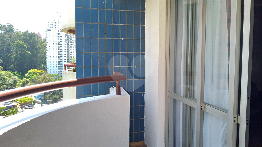 Cobertura à venda com 4 quartos, sendo 3 suítes,  em Vila Andrade, São Paulo, SP