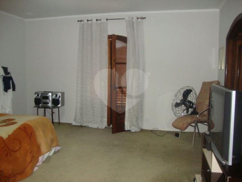 Sobrado à venda com 3 quartos, sendo 1 suíte, em Jardim Franca, São Paulo, SP