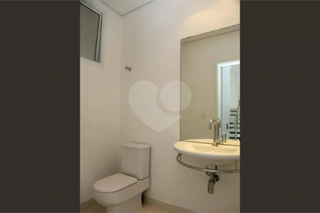 Casa à venda com 3 suítes no condomínio Residencial Morumbi, São Paulo - SP