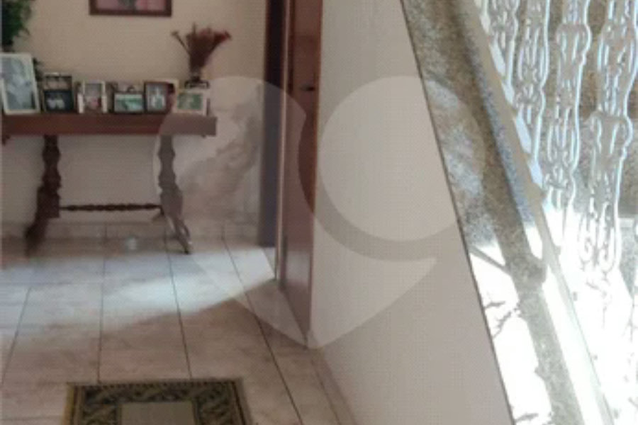 Casa a venda na cidade de São Pedro - SP.