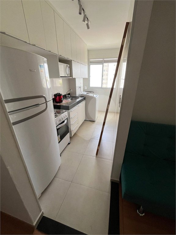 Oportunidade Única no Monte dos Pinheiros – Um lar completo esperando por você