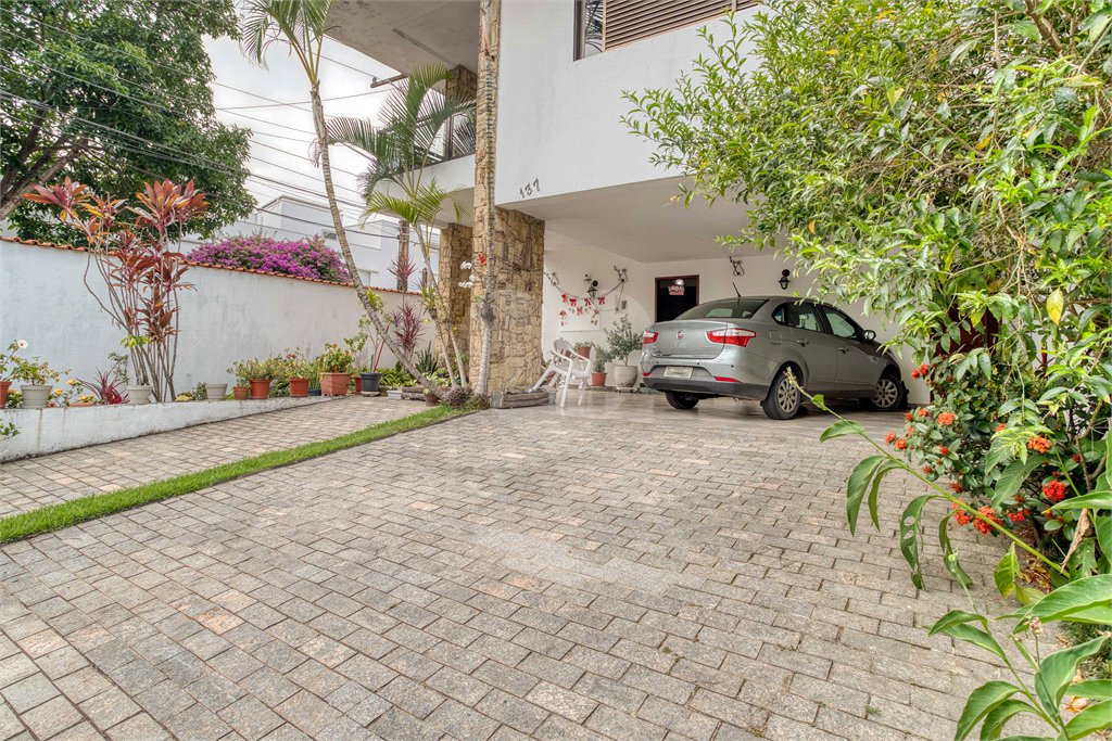 Casa de Vila à venda com 4 quartos, sendo 2 suítes, em Granja Julieta, São Paulo, SP