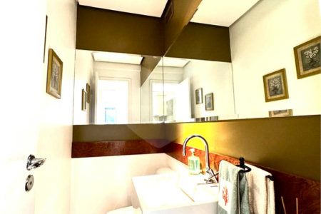 Apartamento à venda com 2 suítes em Parque do Morumbi, São Paulo, SP