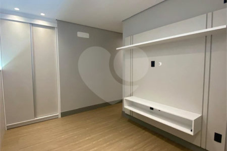 Casa à venda com 3 suítes no condomínio Glarus, Campinas - SP