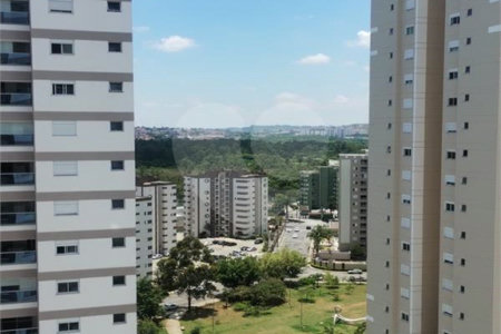 Apartamento à venda com 3 quartos, sendo 1 suíte,  em Loteamento Mogilar, Mogi das Cruzes, SP
