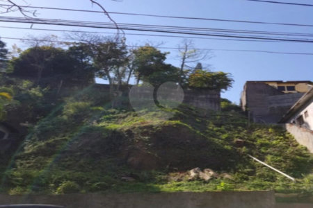 Terreno à venda em Jardim Peri Peri, São Paulo, SP