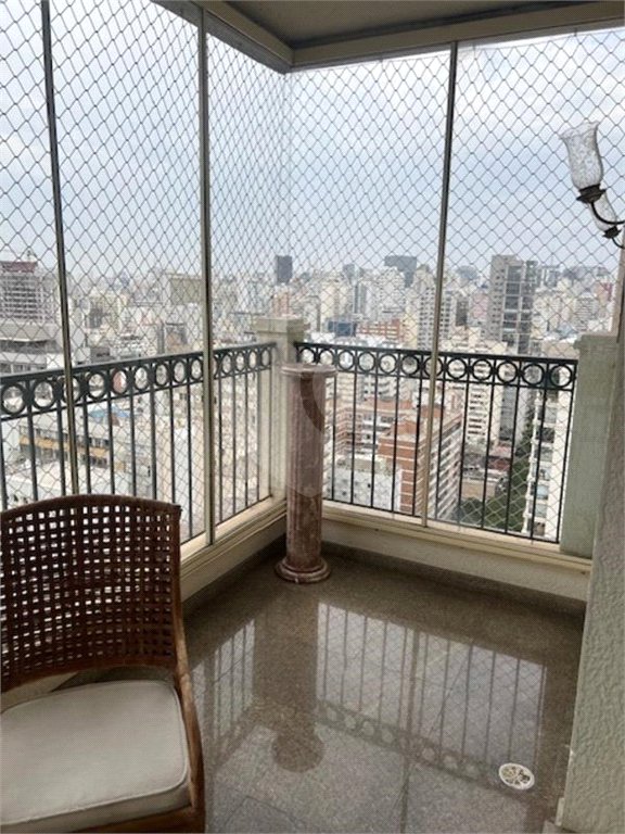 Apartamento à venda com 4 suítes em Santa Cecília, São Paulo, SP
