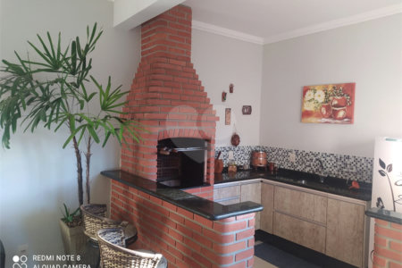 Casa à venda com 3 quartos, sendo 2 suítes, no condomínio Ibiti Royal Park, Sorocaba - SP
