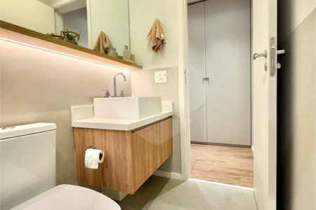 Apartamento à venda com 3 suítes em Jardim das Acácias, São Paulo, SP