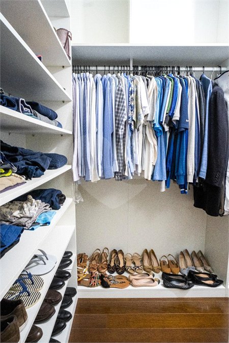 Apartamento à venda com 4 quartos, sendo 3 suítes, em Moema, São Paulo, SP