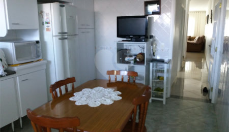 Sobrado à venda com 4 quartos, sendo 3 suítes, em Tucuruvi, São Paulo, SP