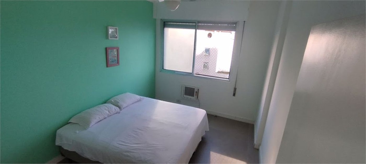 Apartamento Residencial à venda, Pitangueiras, Guarujá - AP0444.