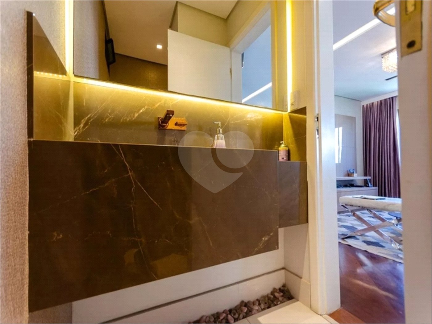 Duplex para alugar com 4 quartos, sendo 2 suítes, em Tremembé, São Paulo, SP