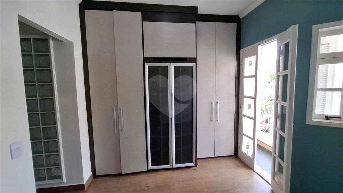 Casa à venda com 2 suítes no condomínio Village Palmas, São Paulo - SP