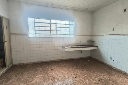 Casa à venda com 4 quartos, sendo 1 suíte, no Centro, Araraquara, SP