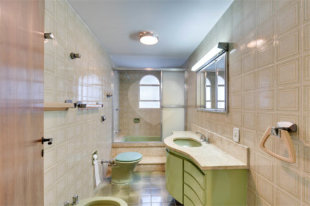 Apartamento à venda com 4 quartos, sendo 2 suítes, em Granja Julieta, São Paulo, SP
