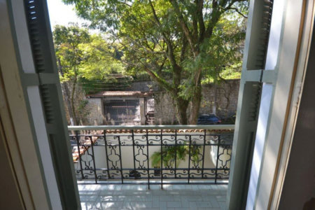 Sobrado à venda com 5 quartos, sendo 4 suítes, em Jardim Panorama, São Paulo, SP