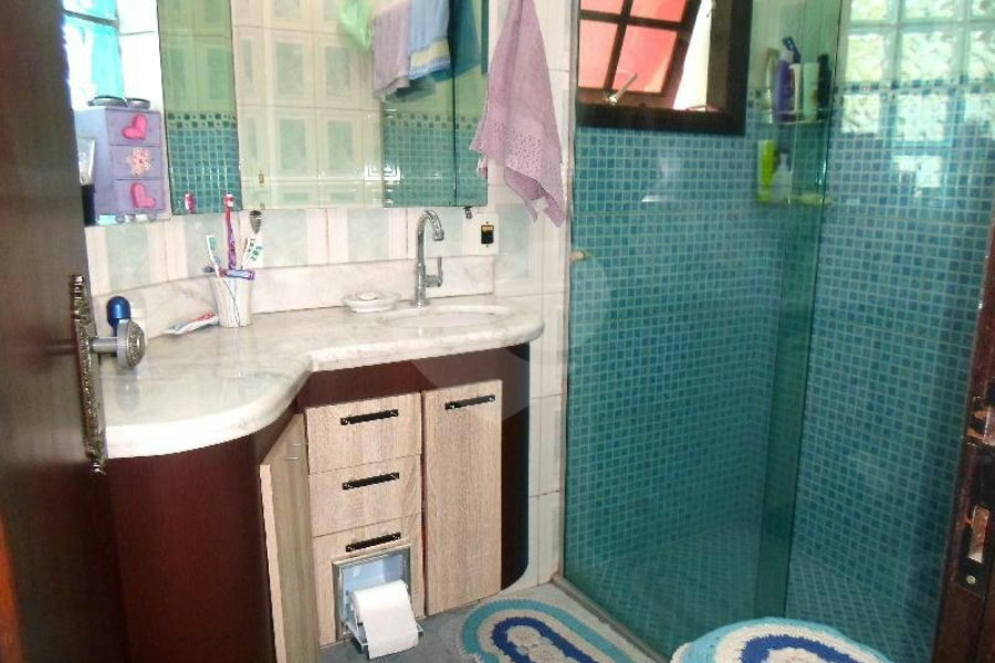 Sobrado à venda com 3 suítes em Vila Galvão, Guarulhos, SP