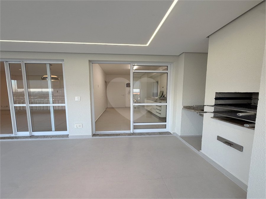 Apartamento para alugar com 2 quartos, sendo 1 suíte,  em Vila Suissa, Mogi das Cruzes, SP