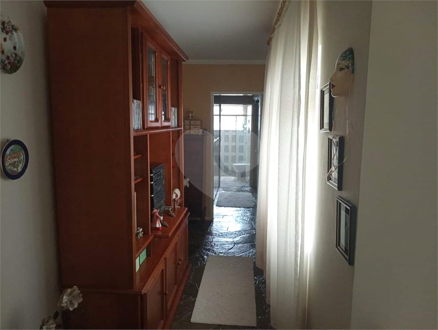 Casa à venda com 3 quartos, sendo 2 suítes, em Vila Flávio, Mogi das Cruzes, SP