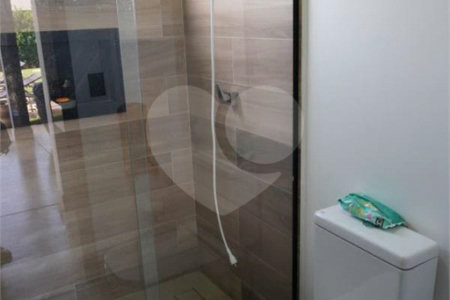 Casa à venda com 4 quartos, sendo 2 suítes, no condomínio Primavera, Salto - SP
