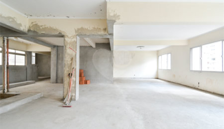 Apartamento à venda com 4 quartos, sendo 3 suítes,  em Consolação, São Paulo, SP