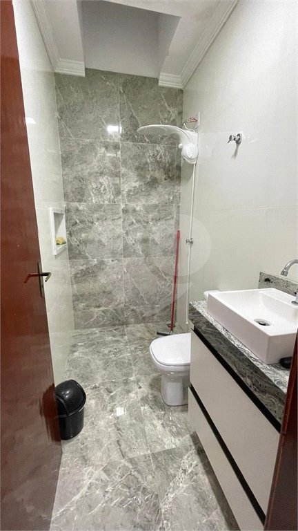 Sobrado à venda com 4 quartos, sendo 2 suítes,  em Mogi Moderno, Mogi das Cruzes, SP
