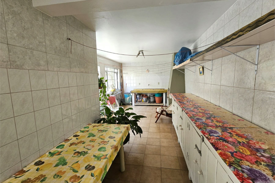 Casa Térrea à venda com 4 quartos, sendo 1 suíte, em Parque Edu Chaves, São Paulo, SP