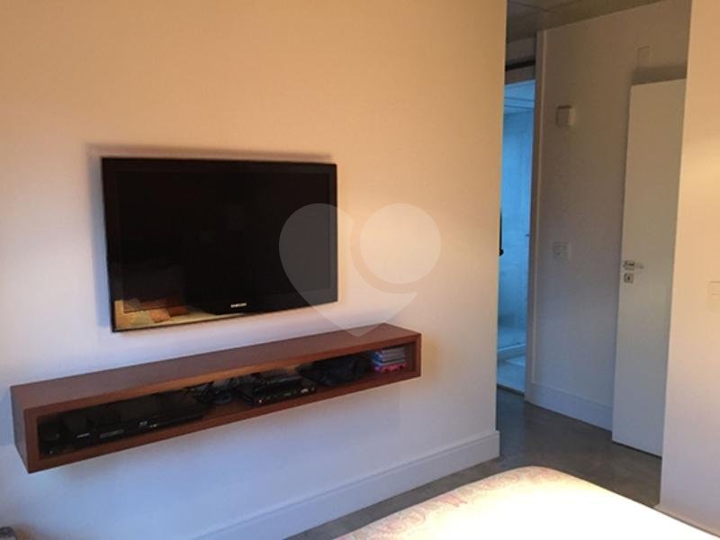 Apartamento à venda com 2 quartos, sendo 1 suíte,  em Vila Suzana, São Paulo, SP