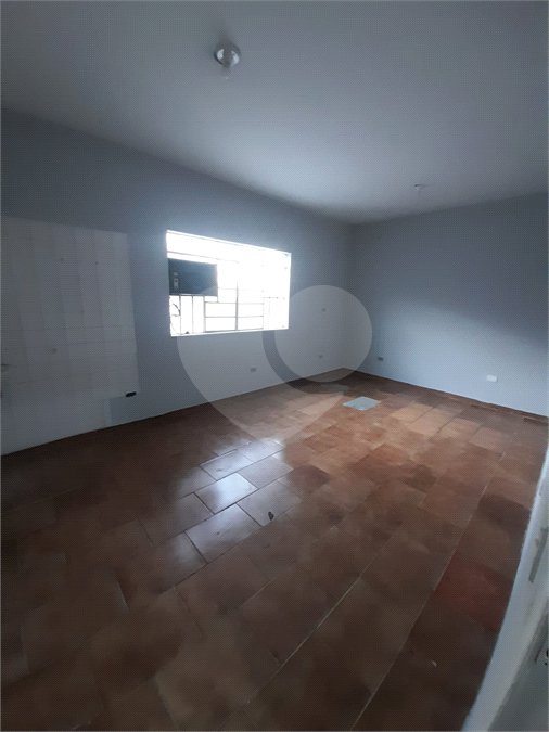 Casa Térrea para alugar com 5 quartos em Campo Limpo, São Paulo, SP