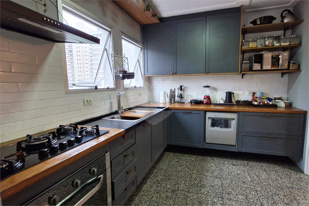 Apartamento à venda com 3 suítes em Brooklin, São Paulo, SP