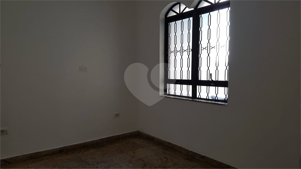 Sobrado à venda ou para alugar com 3 quartos, sendo 1 suíte, em Alto da Boa Vista, São Paulo, SP