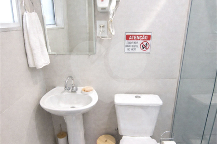 Sobrado à venda com 4 quartos, sendo 2 suítes, em Parada Inglesa, São Paulo, SP